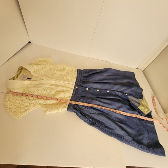 HD in Paris Dress, Cream Lace Bodice w/Chambrey Skirt, Size 2 - Picture 11 of 12